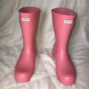 Light Pink Matte Short Hunter Boots Size 9 Women’s